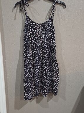 SO Black Floral Tie-Shoulder Sundress